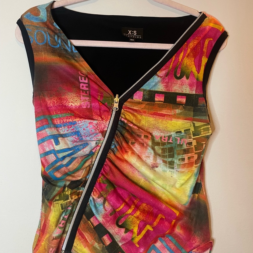 Y2K zip top